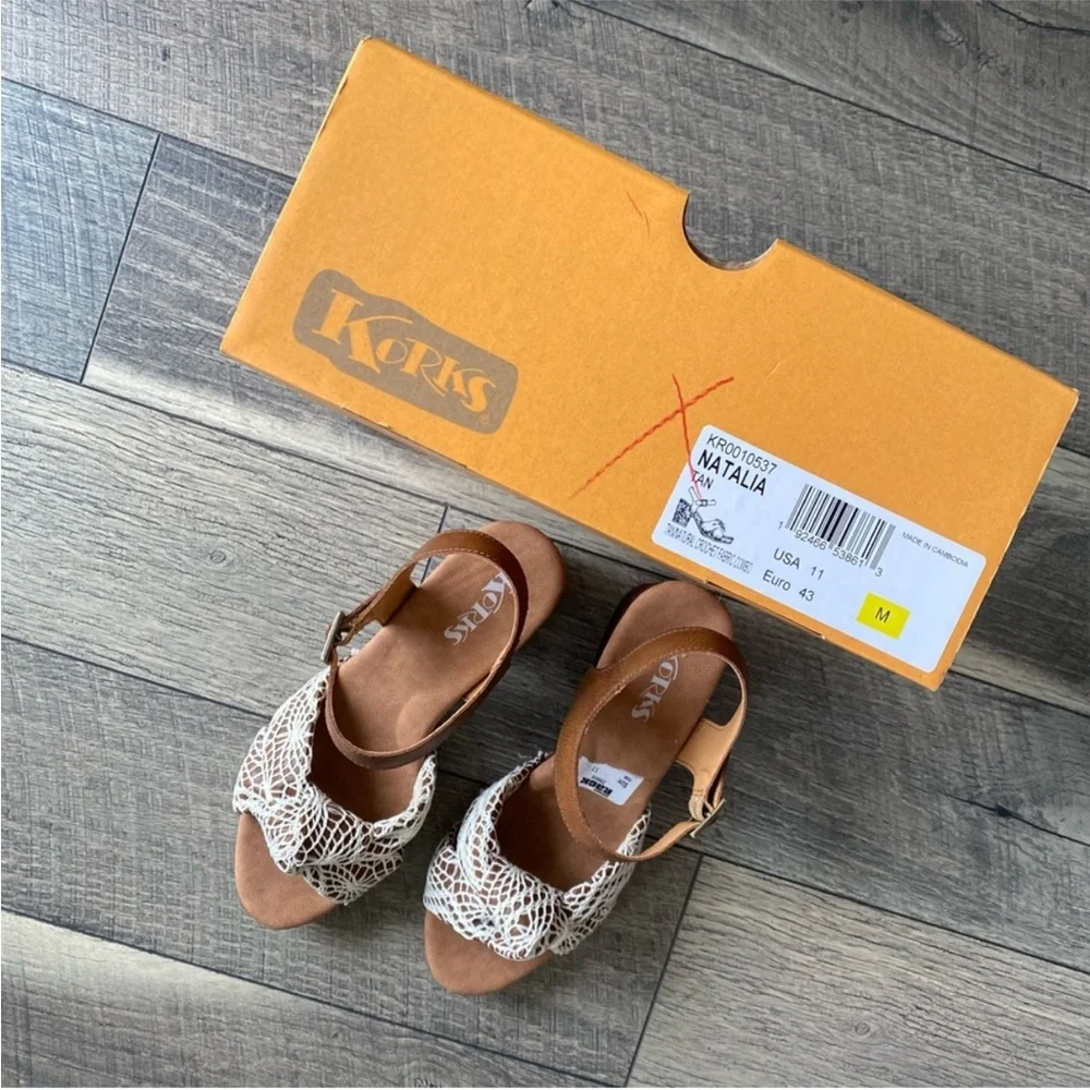 NWT Korks Natalia Cream Crochet Lace Sandals Heel Platform Brown Tan Leather 11